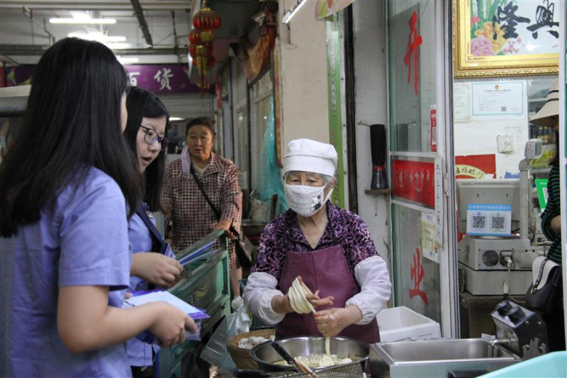 遼河檢察深入邊遠礦區(qū)農貿市場進行掃黑除惡專項斗爭宣傳_編輯
