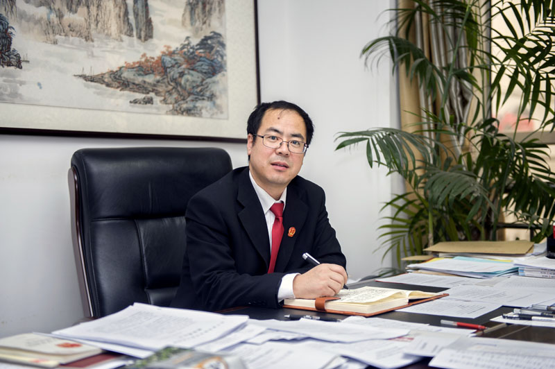 沈陽(yáng)市中級(jí)人民法院執(zhí)行局局長(zhǎng) 白云良