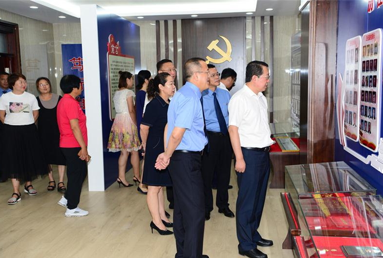 人大代表參考檢察文化活動(dòng)場(chǎng)所_看圖王