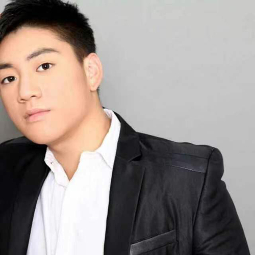 意氣風發(fā)的秦正良